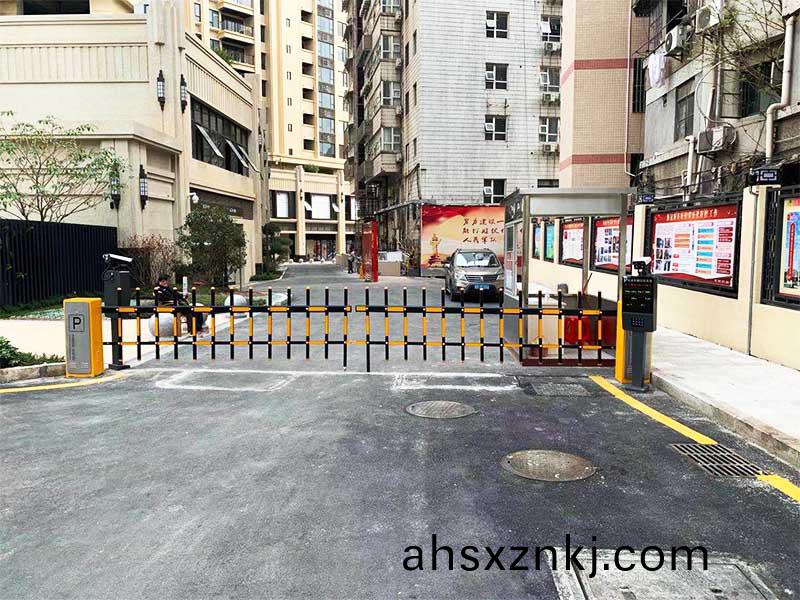 廣州(zhou)軍區(qu)第二離(li)職榦部休(xiu)養所(suo)車(che)牌識彆(bie)