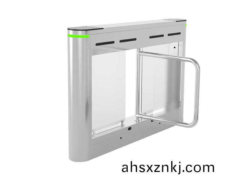 B204豪華圓(yuan)弧(hu)防撞擺閘(zha)