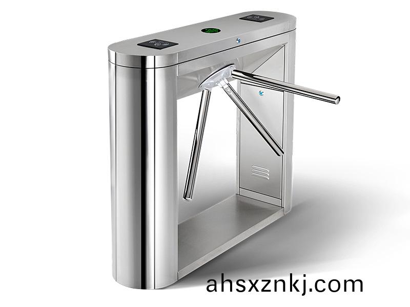 G105橋(qiao)式(shi)圓弧(hu)三輥閘(zha)