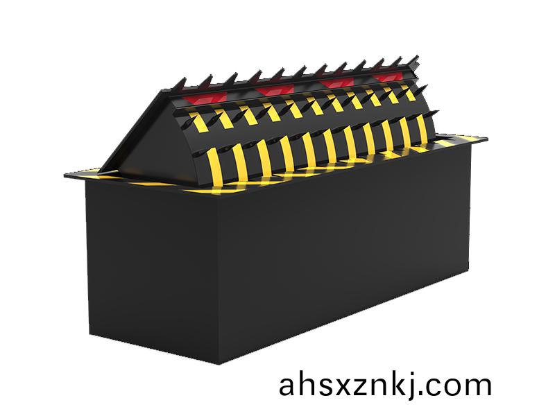 反(fan)恐路(lu)障(zhang)機